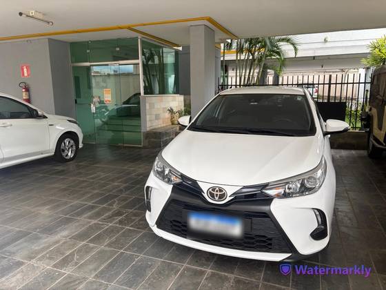 TOYOTA YARIS 1.5 16V FLEX SEDAN XS CONNECT MULTIDRIVE TOYOTA YARIS 1.5 16V FLEX SEDAN XS CONNECT MULTIDRIVE